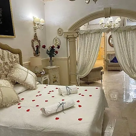 Regina 4*