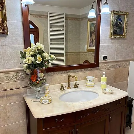 Regina Bed & Breakfast 4*